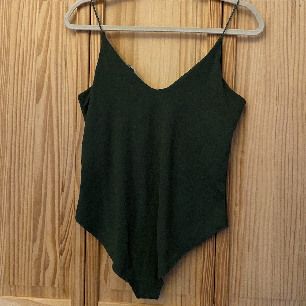 🌷4 Items for $20 🌷Green body suit by Gaze Medium